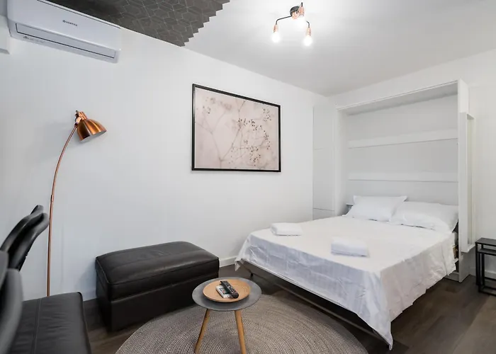 Barcianu Near Old Town & Unirii Square * Bukarest